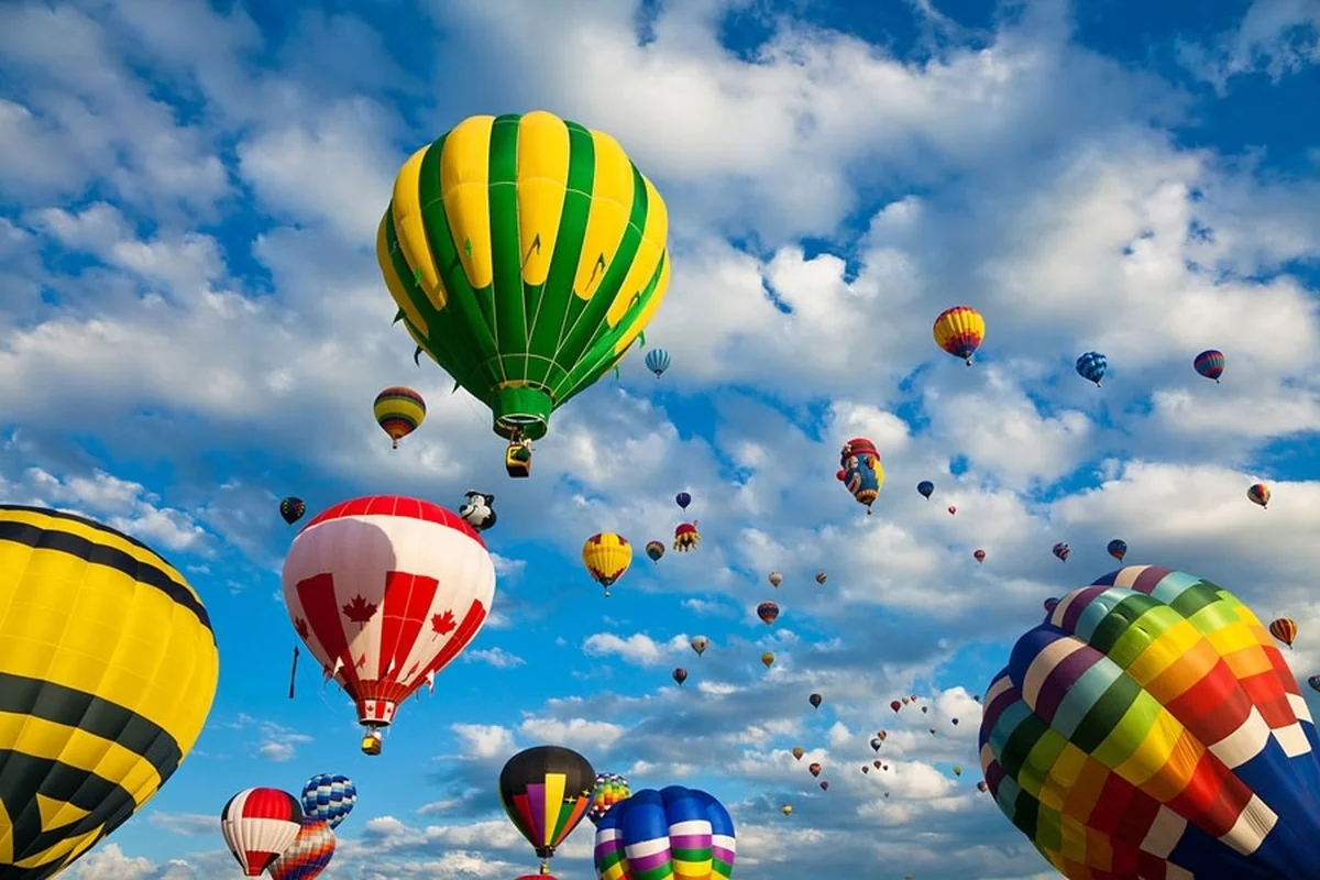 Hot air balloons over Northwest Arkansas at SOAR NWA